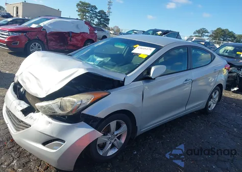 2013 Hyundai Elantra Gls z USA, uszkodzony, nr VIN 5NPDH4AEXDH371168